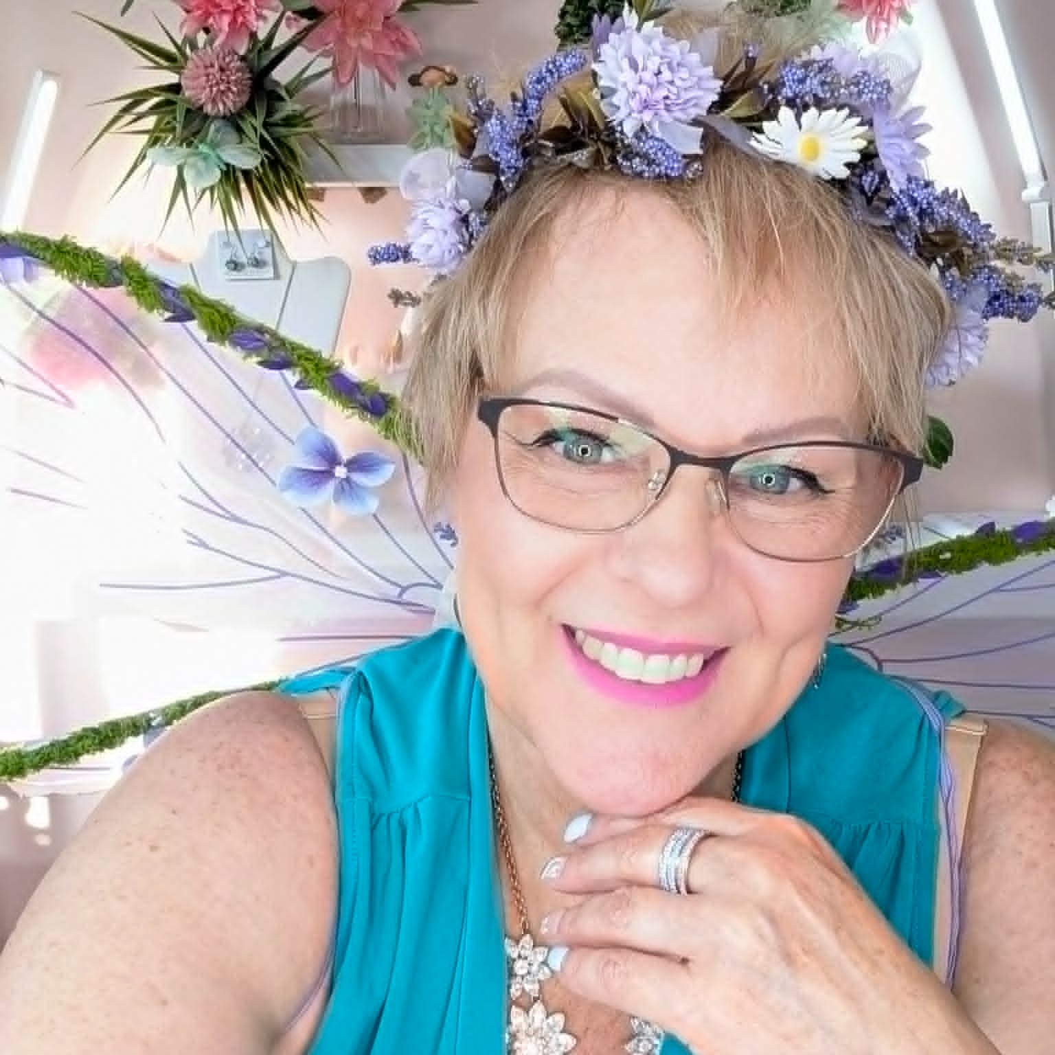 Did you watch LIVE? Do you need to do the REPLAY?

Join the Group, pour a drink, get comfortable, and welcome to my Mystical Garden!

I love all of the unbelievably beautiful jewellery in this month's Theme Night, plus we had loads of fun!

There is still time to get a ballot in the Grand Prize Draw AND it gets in you in the draw for the Fifth Avenue Collection prize pack! Purchases now through Saturday qualify.

Click here to join the Group and watch the LIVE: https://www.facebook.com/groups/cathyssparkleandshinevipgroup