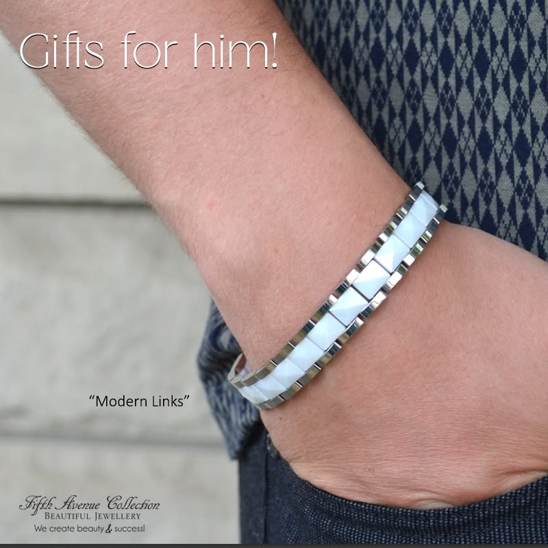 Father's Day is just around the corner! I have the perfect gift ideas! 💙
Who needs some trendy jewellery for theit man?

www.jewelsaremyjam.ca

#FACstyle #ilovemyFAC #fathersday